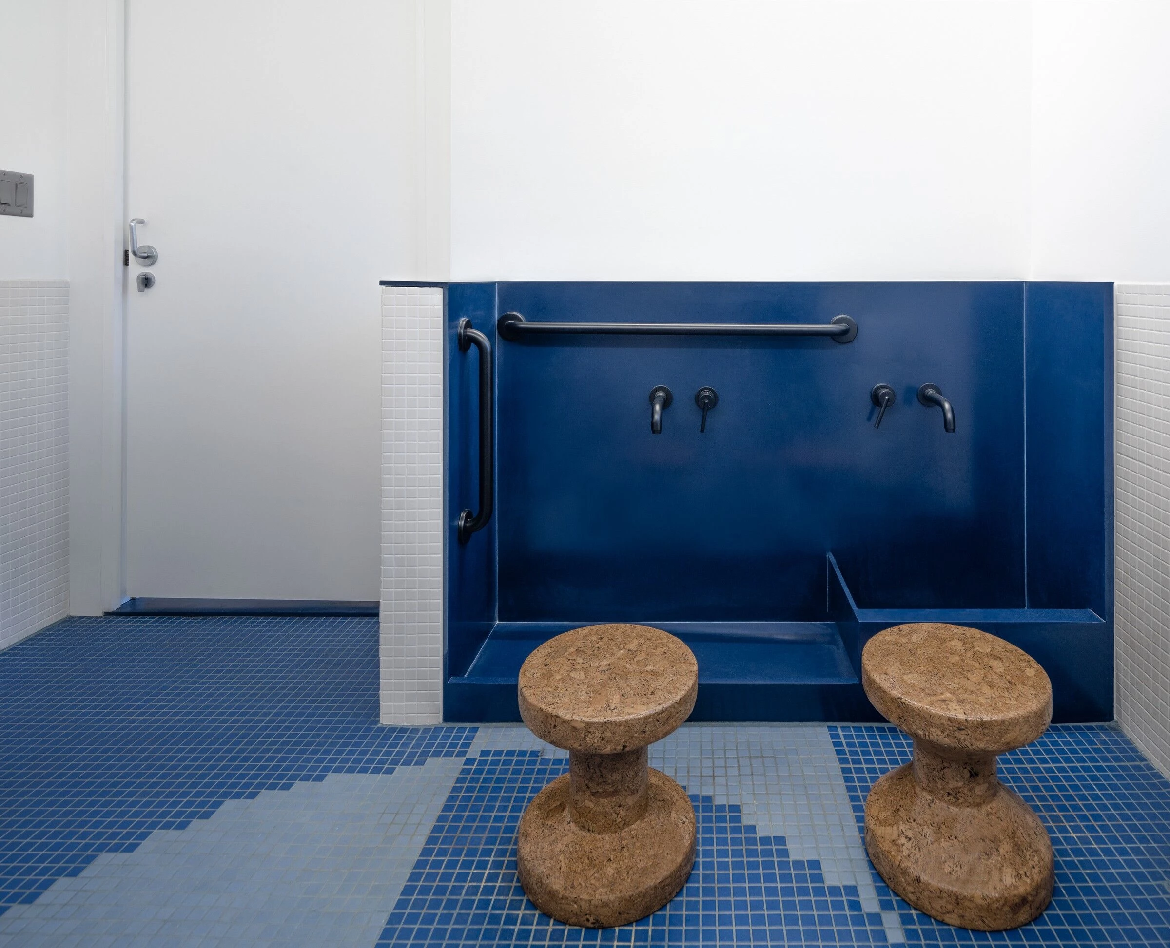 https://archello.com/story/142267/attachments/photos-videos/8 photo_credit Michael Vahrenwald ESTO
